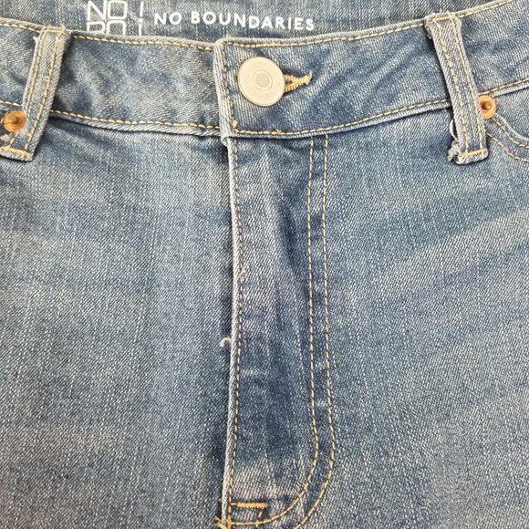 No Boundaries Jeans Juniors Size 5 High Rise Womens Slim Straight Leg Blue Denim - Picture 9 of 12